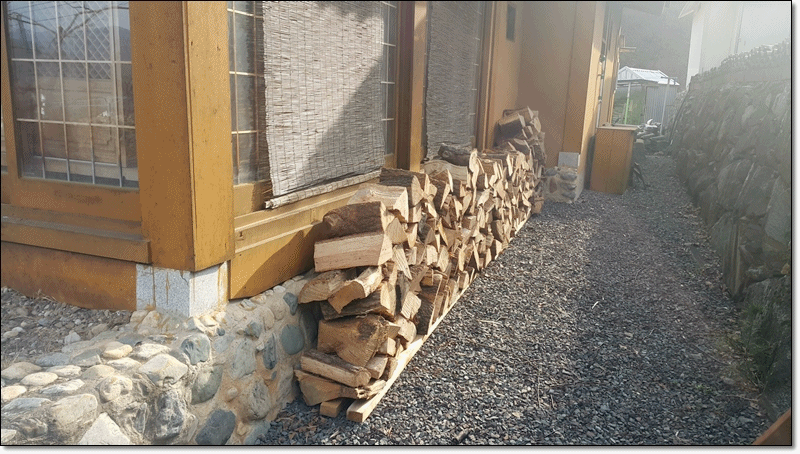 경남장작, 참나무장작, 표고목, 장작배달,장작,장작 1 톤 가격,장작 판매,참나무장작,참나무장작 1톤,캠 핑용 장작,캠핑장작,장작판매,화목난로장작,참나무장작,미니장작,숯참나무장작파는곳,캠핑용장작,화목보일러, 나무보일러, 가정용화목보일러, 화목난로, 가정용난로, 1루베란, 땔감용 나무, 땔감용 장작,땔감 나무 판매,땔감나무 파는 곳,참나무장작가격,참나무장작파는곳, 땔감사이트,장작판매,참나무장작가격,참나무장작판매,참나무장작 파는곳, 부산장작, 김해장작, 거제도장작, 통영장작, 함안장작, 진주장작, 캠핑장 장작, 캠핑용품점 장작, 경남 장작 판매하는 곳
